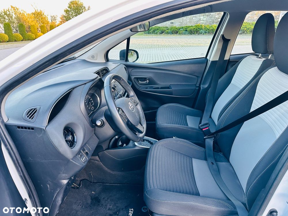 Toyota Yaris 1.5 VVT-i Selection - 15