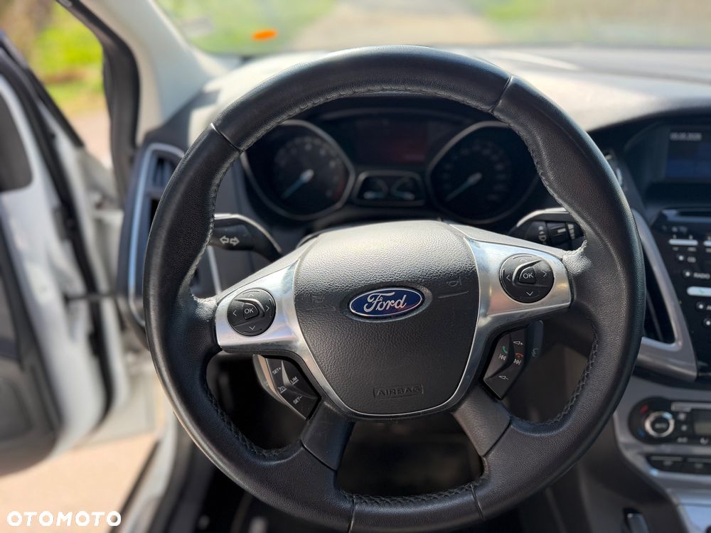Ford Focus 1.0 EcoBoost Titanium - 13