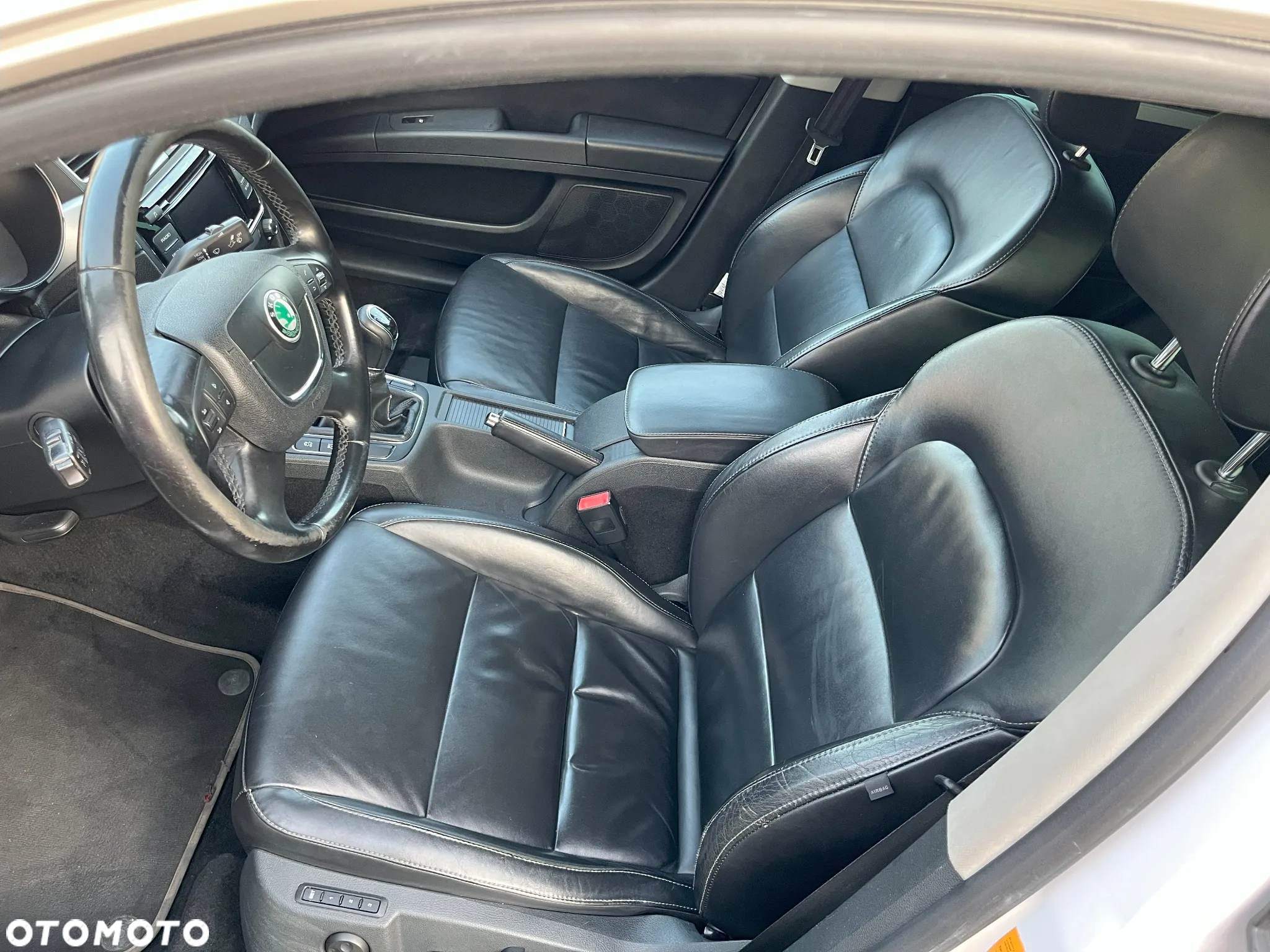 Skoda Superb 2.0 TDI 4x4 Platinum - 8