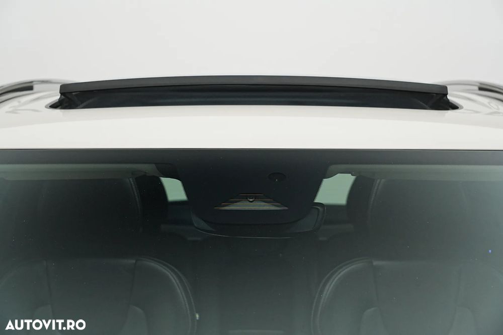 Volvo XC 90 B5 D AWD Ultimate Dark - 38