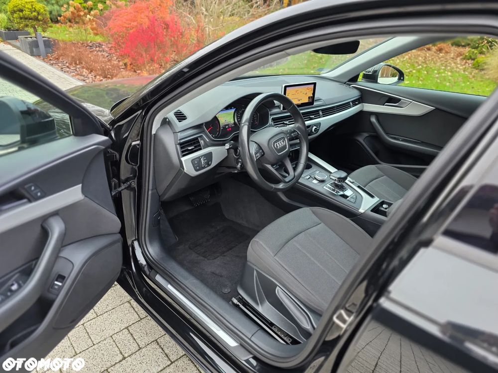 Audi A4 Avant 35 TDI Sport S tronic - 12