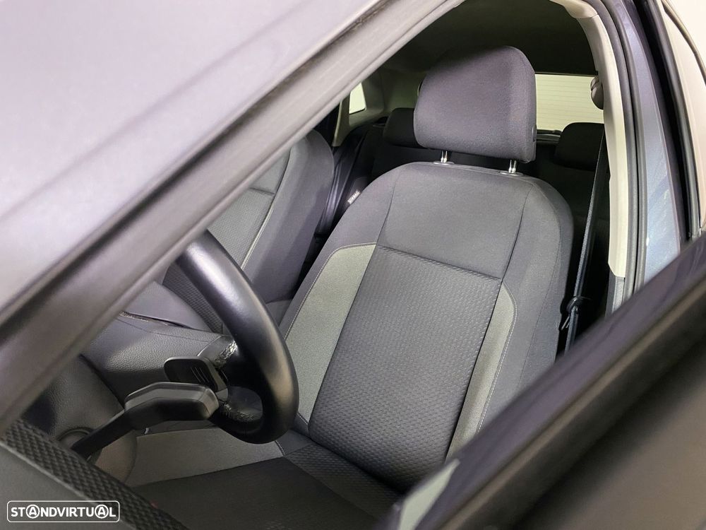 VW Polo 1.0 TSI Life DSG - 18