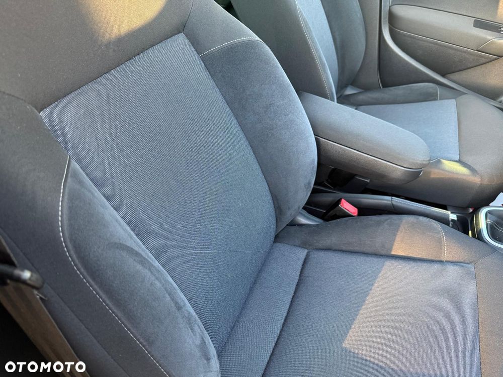 Volkswagen Polo 1.4 Style - 21