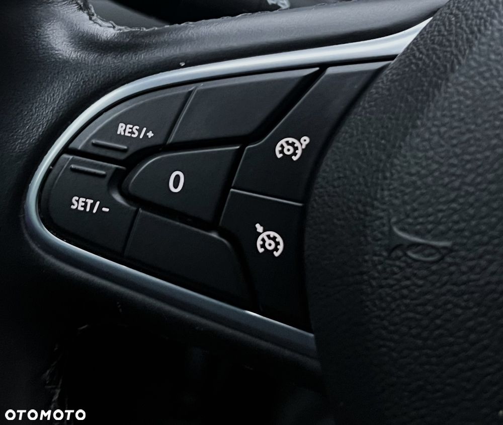 Renault Megane 1.3 TCe FAP Intens EDC - 27