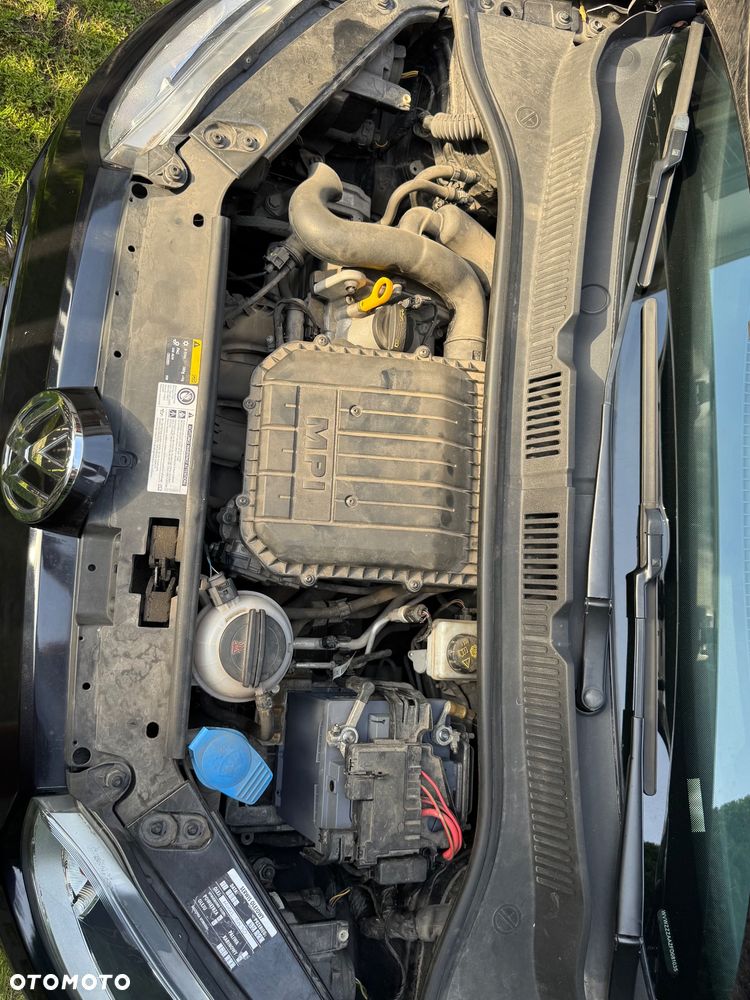 Volkswagen up! 1.0 move - 9