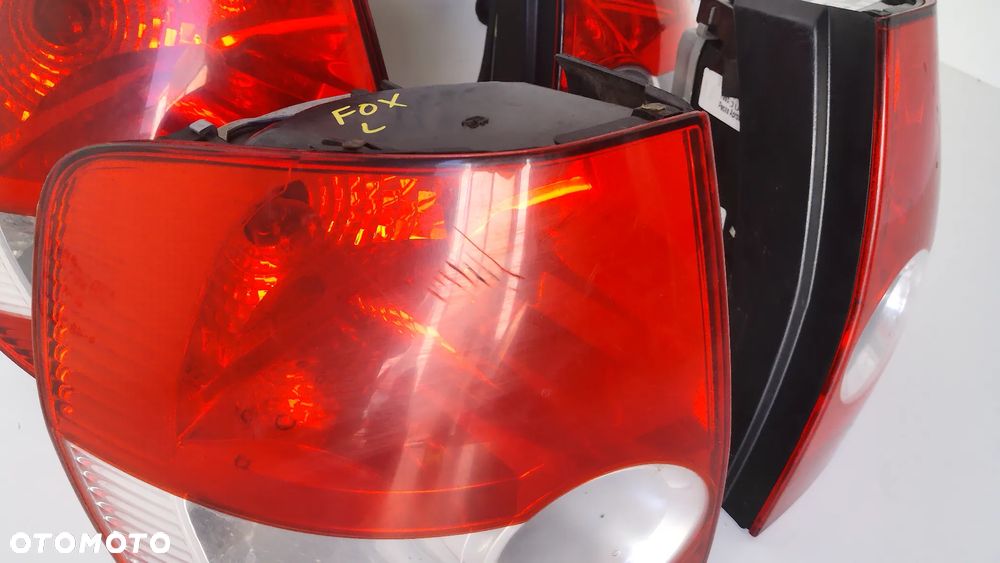 VW Fox Lampa Tył Prawa Lewa strona - 9