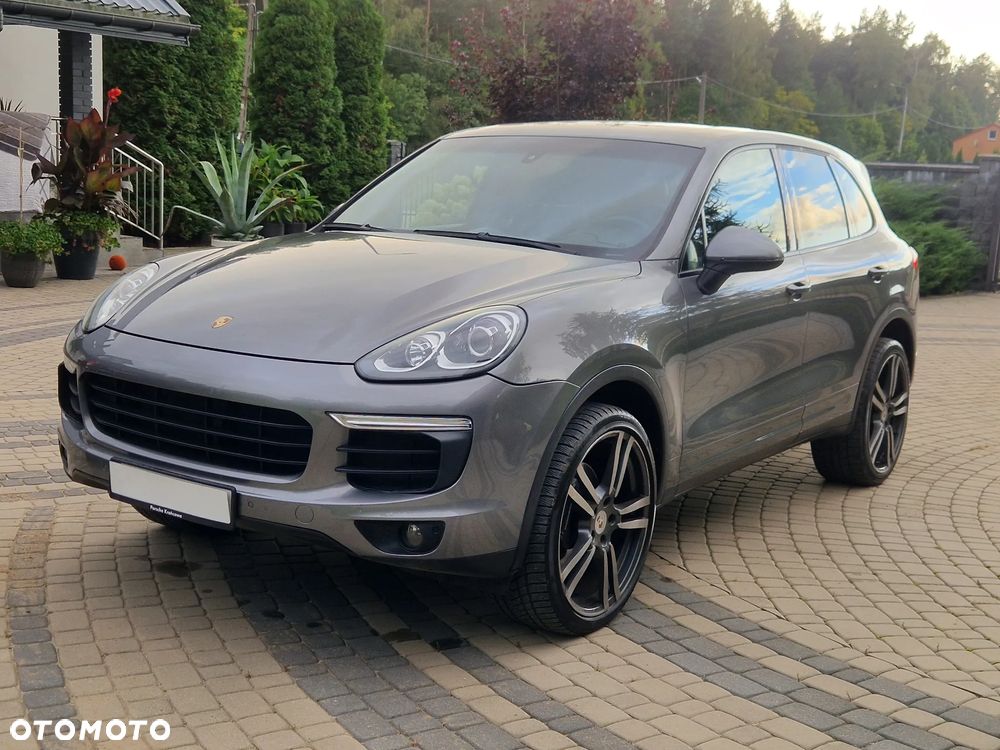 Porsche Cayenne Standard - 4