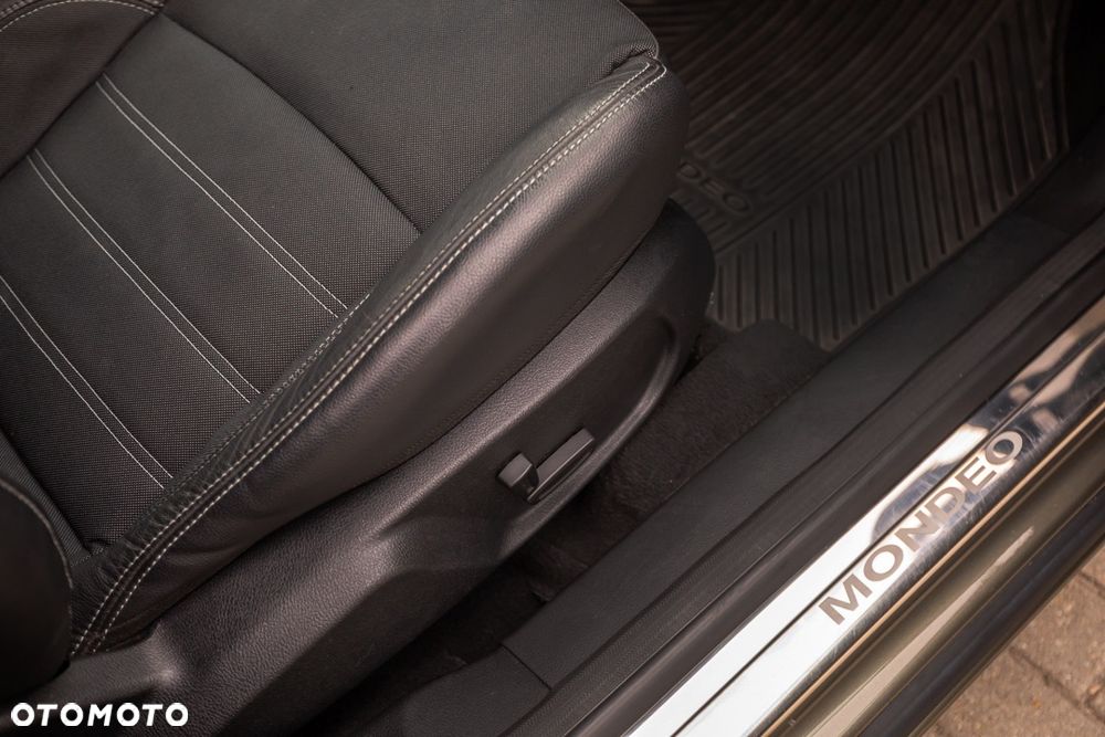 Ford Mondeo Turnier 2.0 TDCi Sport - 23