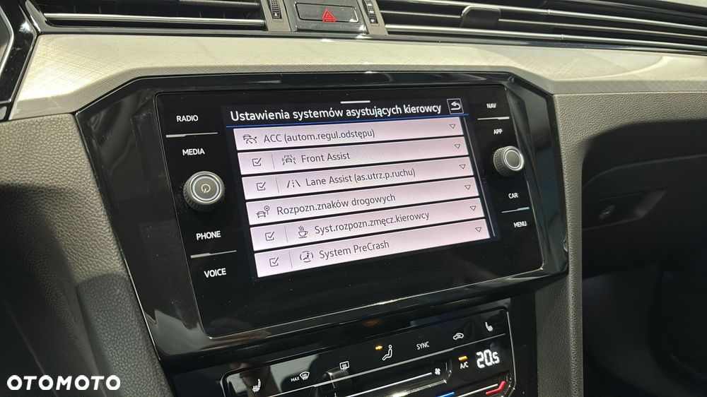 Volkswagen Passat 2.0 TDI EVO Business DSG - 23