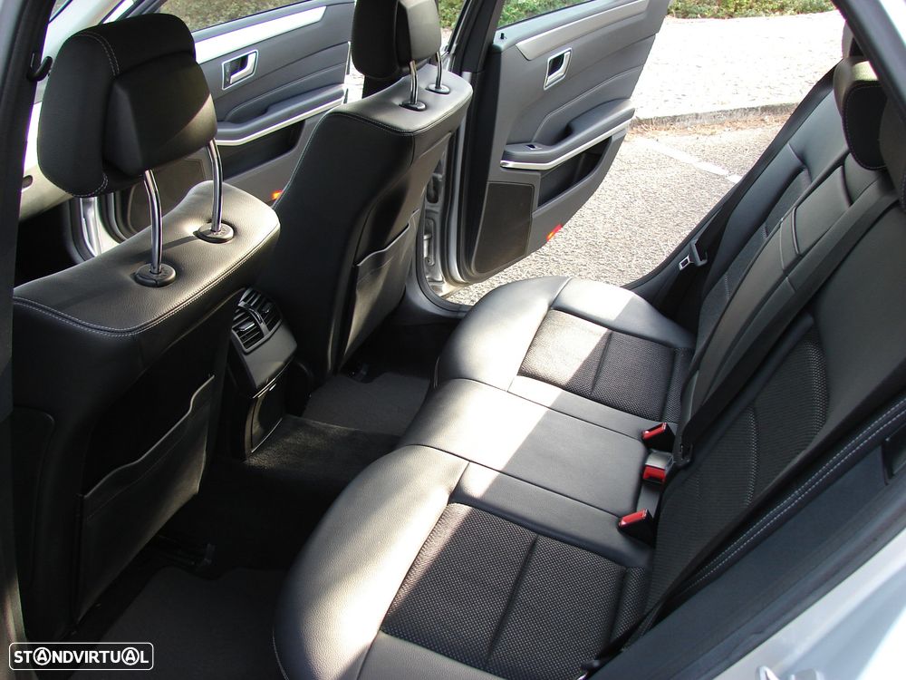Mercedes-Benz E 220 BlueTEC Avantgarde Auto. - 12
