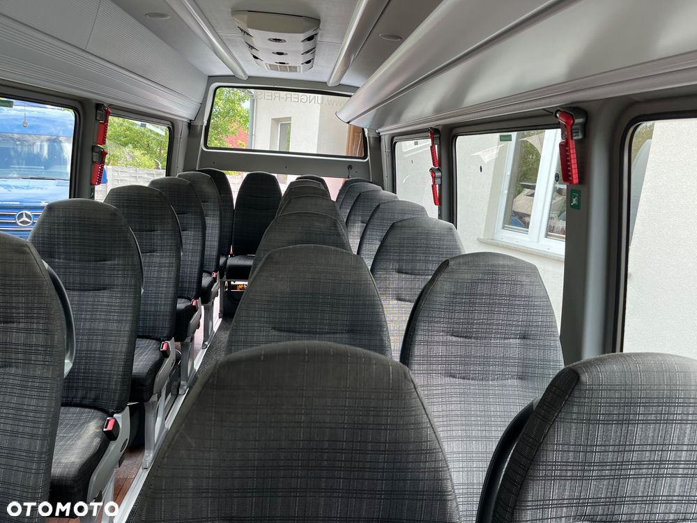 Mercedes-Benz Sprinter Transfer - 8