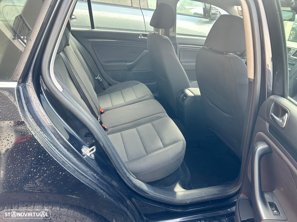 VW Golf Variant 1.6 TDi Confortline - 3