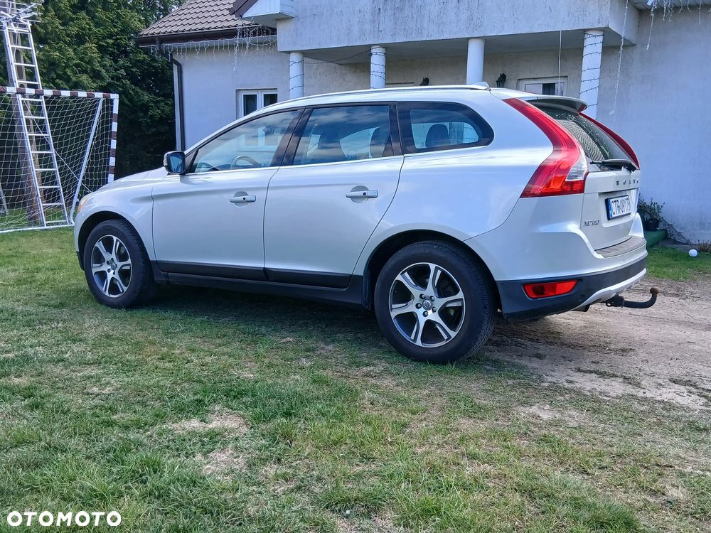 Volvo XC 60 DRIVe Momentum - 4