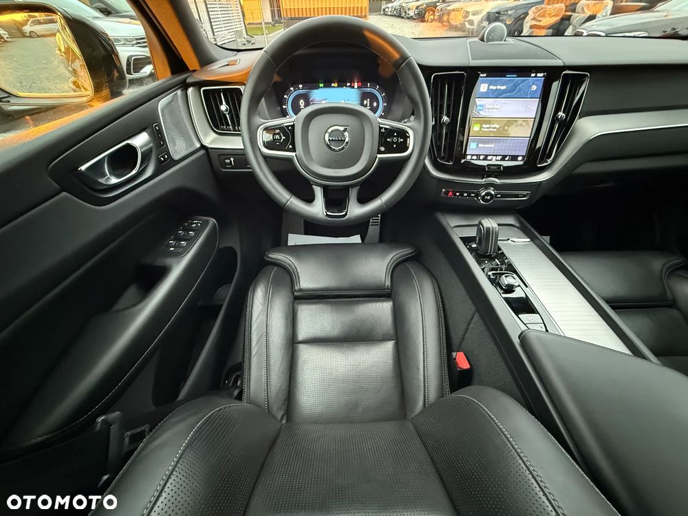 Volvo XC 60 B4 D AWD Ultimate Dark - 39