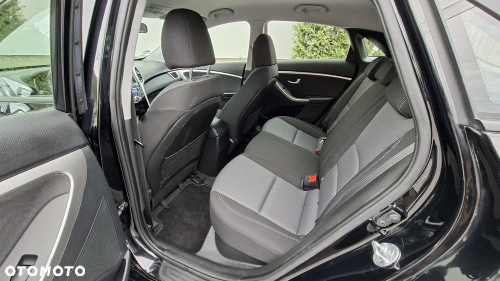 Hyundai i30 1.4 Premium - 14