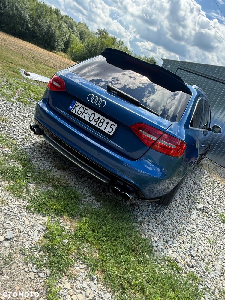 Audi A4 Avant 2.0 TFSI Quattro - 8