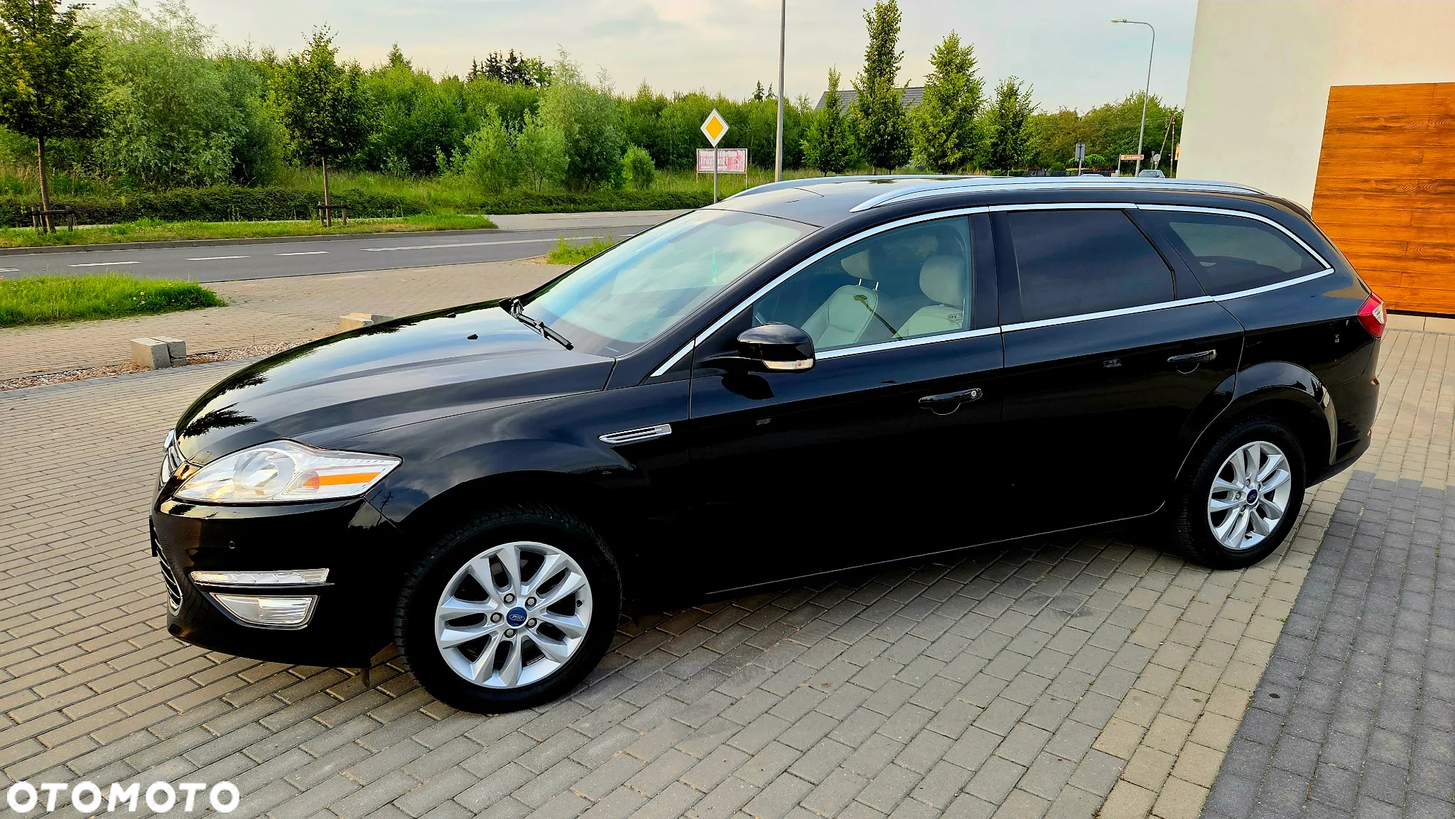 Ford Mondeo 2.0 TDCi Titanium - 4