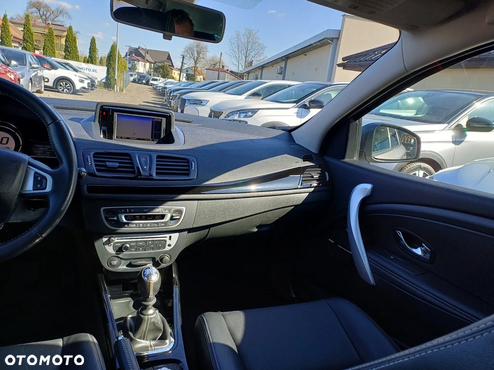 Renault Megane ENERGY TCe 115 Start & Stop Bose Edition - 25