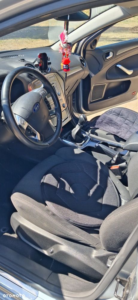 Ford Mondeo 2.0 Titanium - 2
