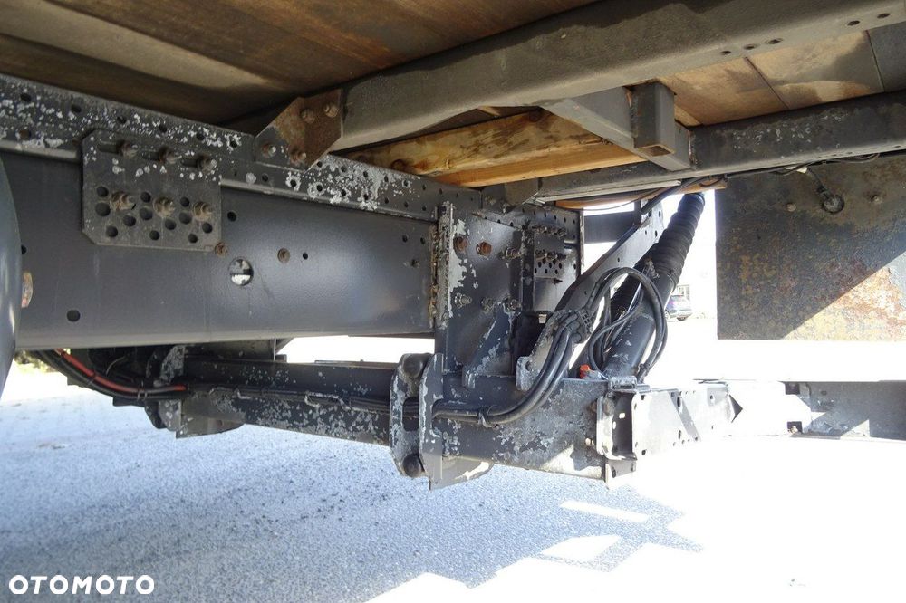 DAF LF 180 Euro6 kontener winda klapa tylko 381 tyskm ! sprowadzony - 32