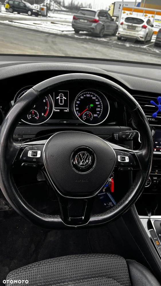 Volkswagen Golf 1.4 TSI BMT Highline DSG - 9