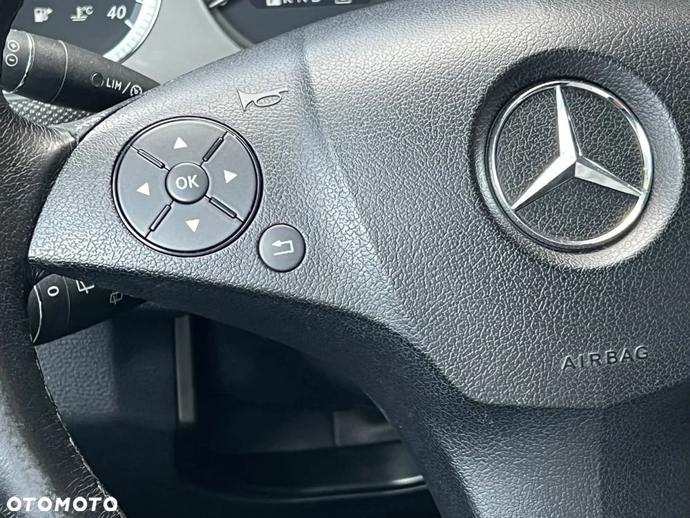 Mercedes-Benz GLK 280 4-Matic - 14