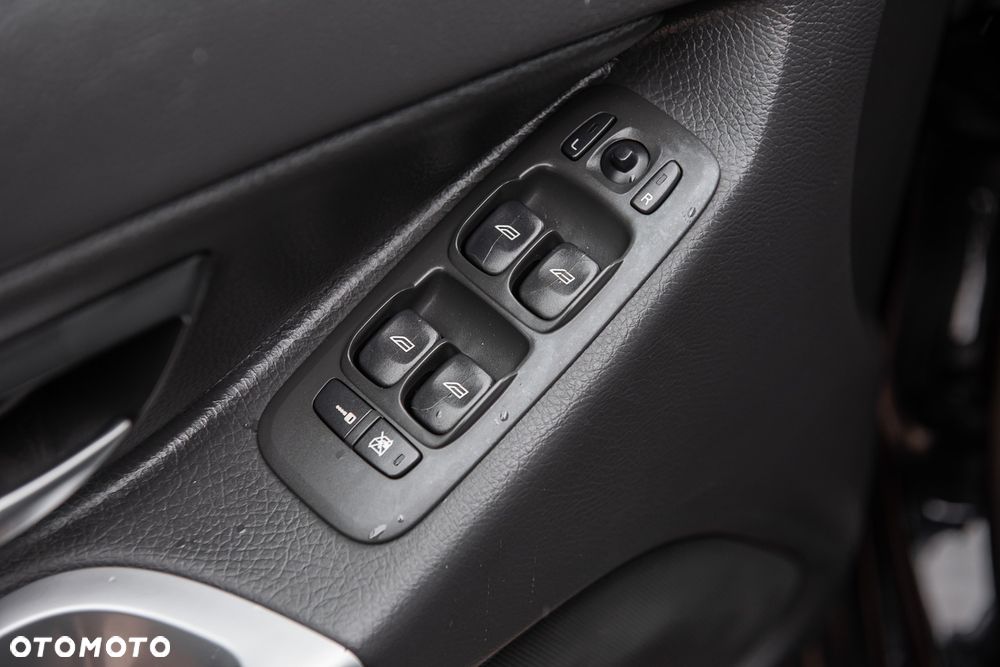 Volvo XC 90 D5 AWD Geartronic Momentum - 16