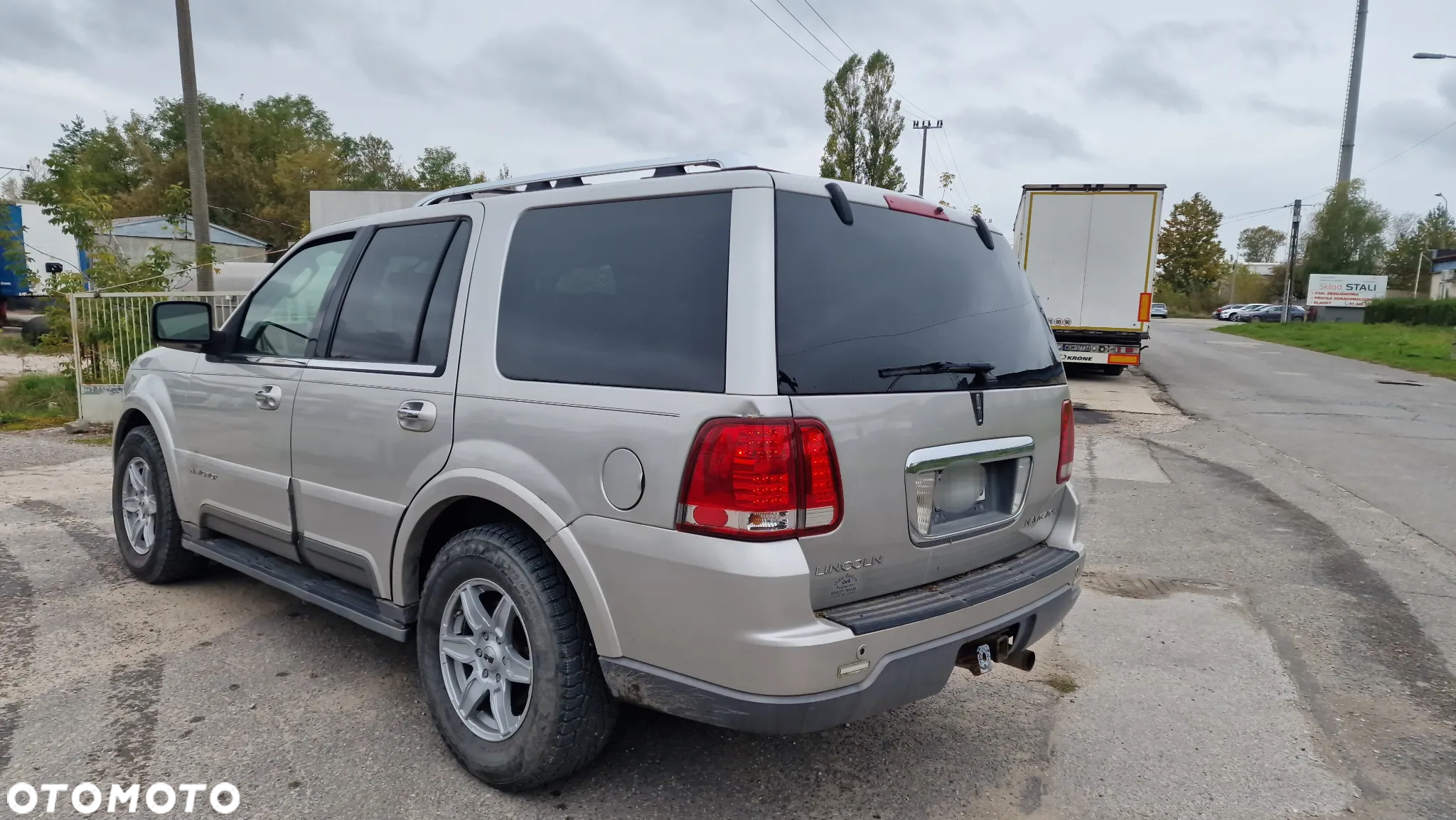 Lincoln Navigator - 4