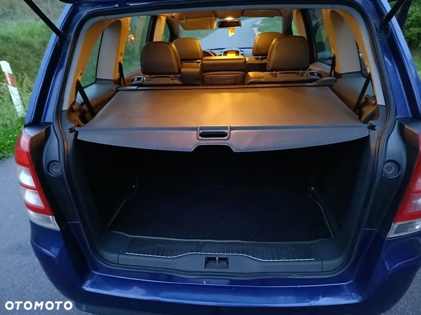 Opel Zafira - 7