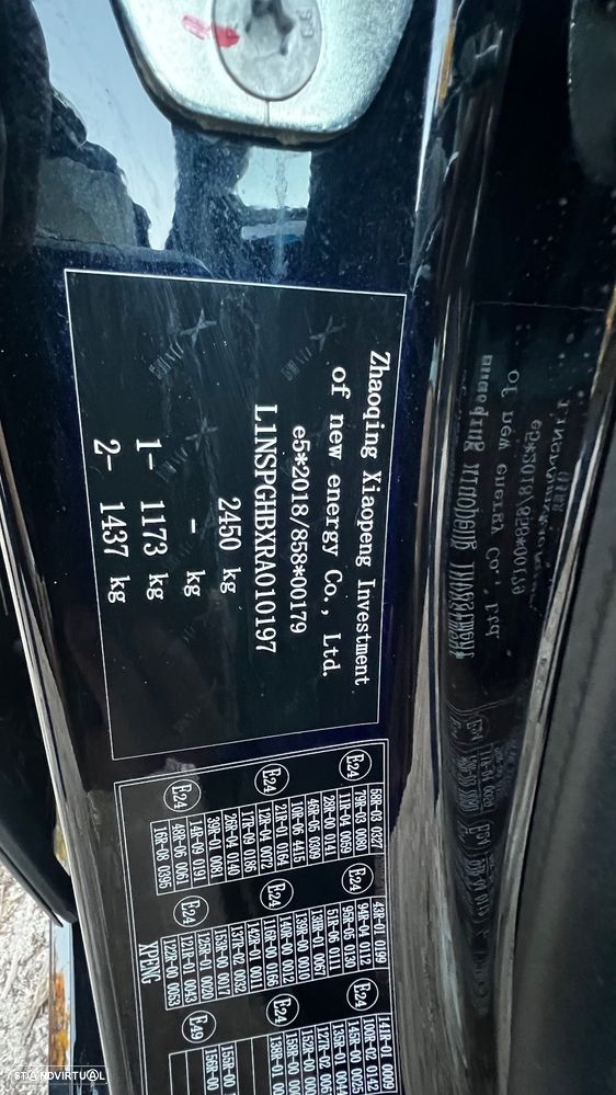 Xpeng P7i 86.2 kWh Long Range + Premium Cockpit - 33