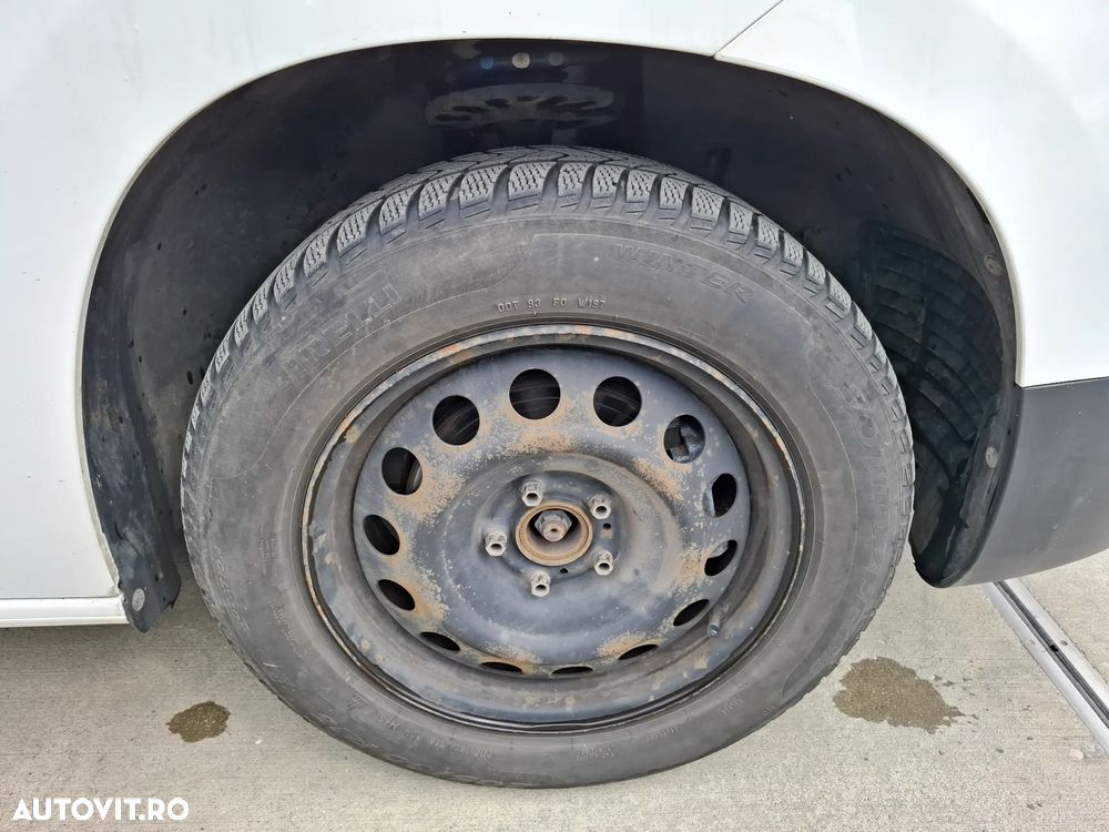 Citroën Berlingo 1.2 PureTech 110 S&S BVM6 Feel - 16