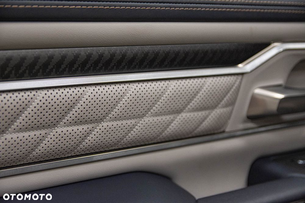 RAM 1500 Tungsten - 21
