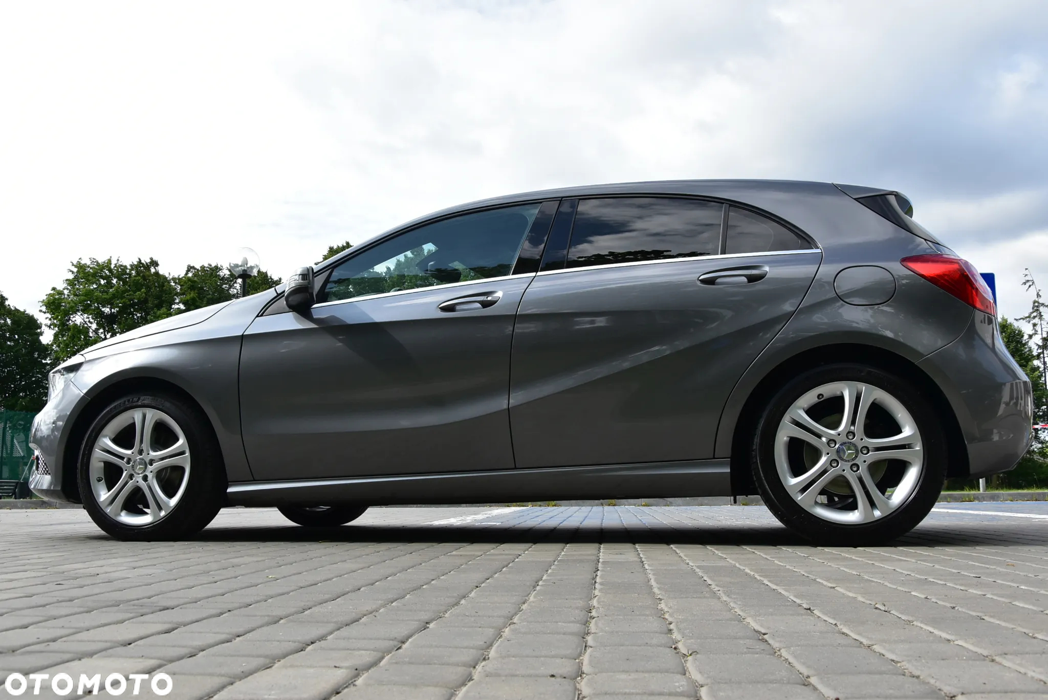 Mercedes-Benz Klasa A 200 (BlueEFFICIENCY) Urban - 40
