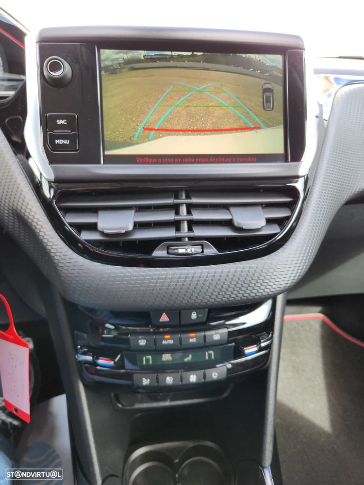 Peugeot 2008 PureTech 110 Stop&Start EAT6 GT-Line Edition - 18