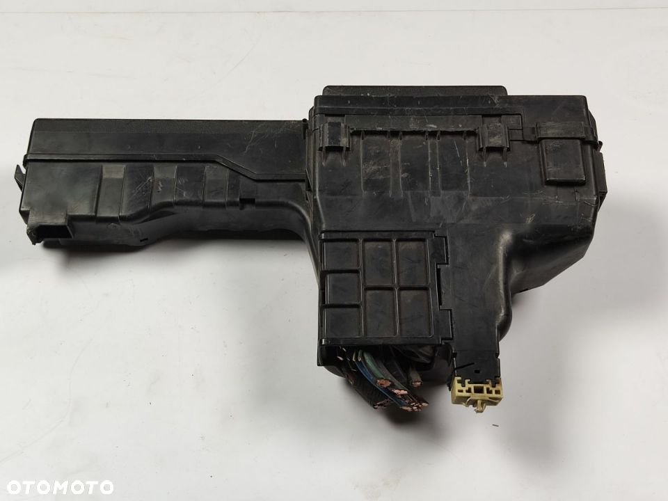 LEXUS ES 3.0i Skrzynka Bezpieczników - 8