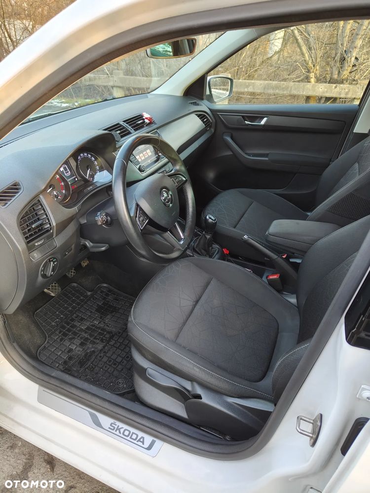 Skoda Fabia 1.0 MPI Clever - 8