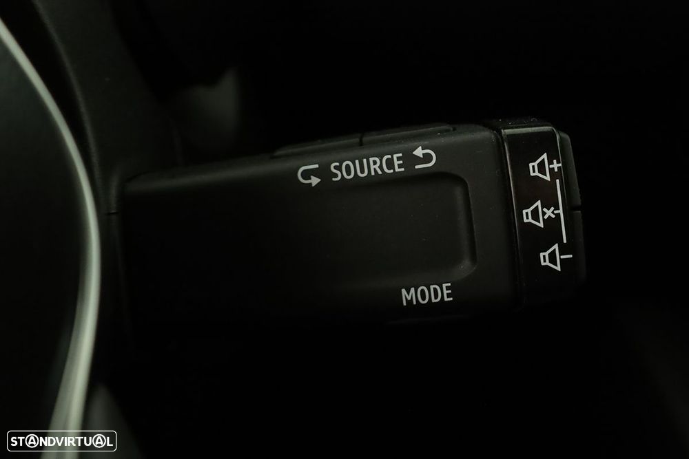 Renault Captur 1.0 TCe Techno Bi-Fuel - 19