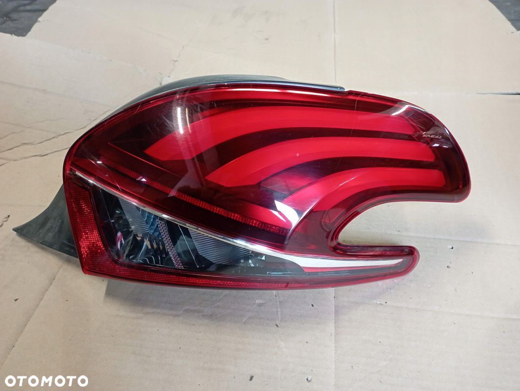 PEUGEOT 208 I LAMPA PRAWA TYŁ TYLNA EUROPA 9825601180 - 1