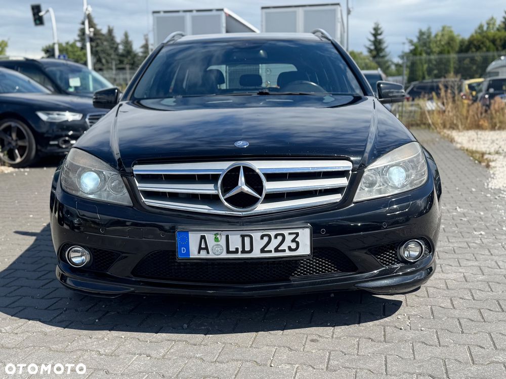 Mercedes-Benz Klasa C 350 CDI DPF 7G-TRONIC BlueEFFICIENCY SPORT EDITION - 16