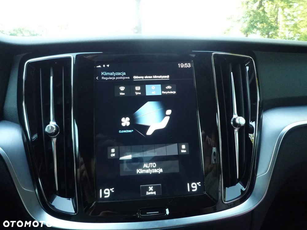 Volvo V60 D3 Drive-E Momentum - 22