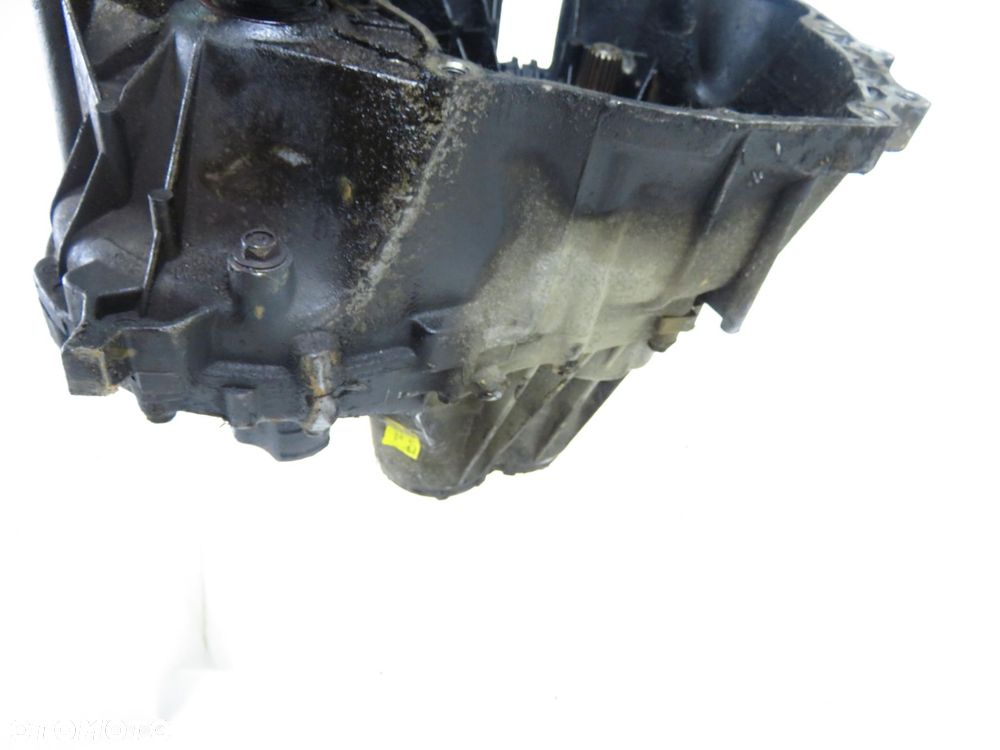 SKRZYNIA BIEGÓW CHRYSLER NEON 2.0 - 8