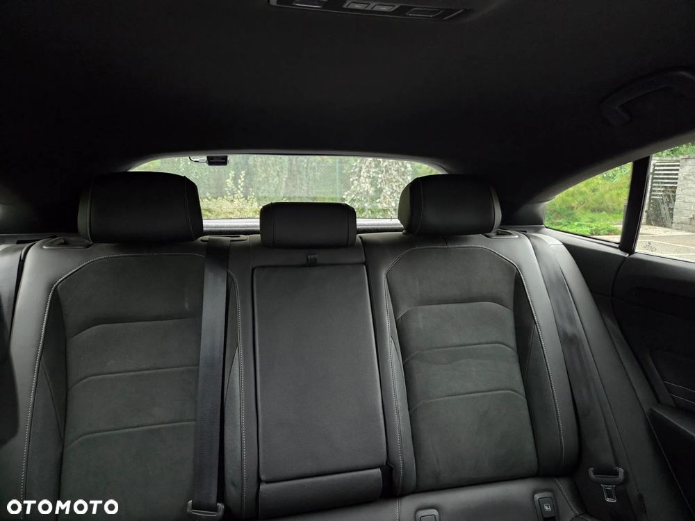 Volkswagen Arteon 2.0 TDI R-Line DSG - 33