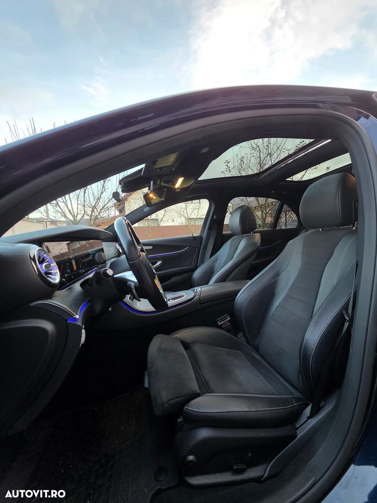 Mercedes-Benz E 220 d 4MATIC Aut. - 33