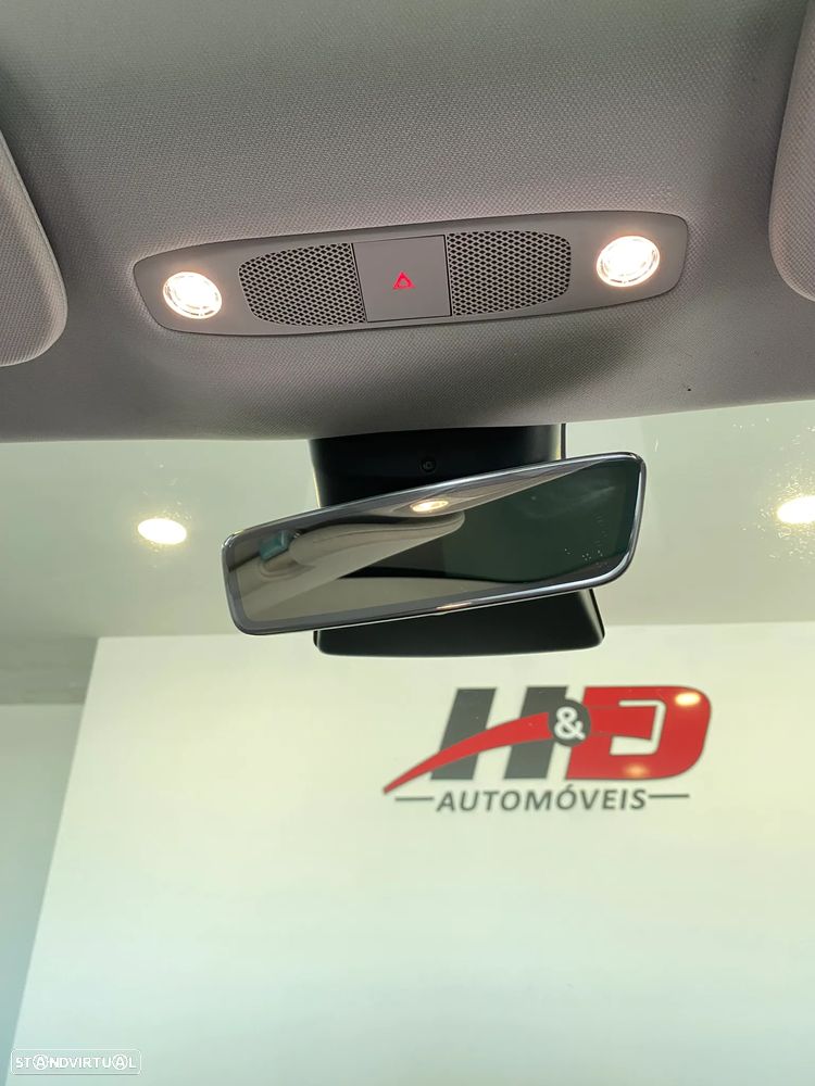 Tesla Model 3 Long Range Tração Traseira - 37