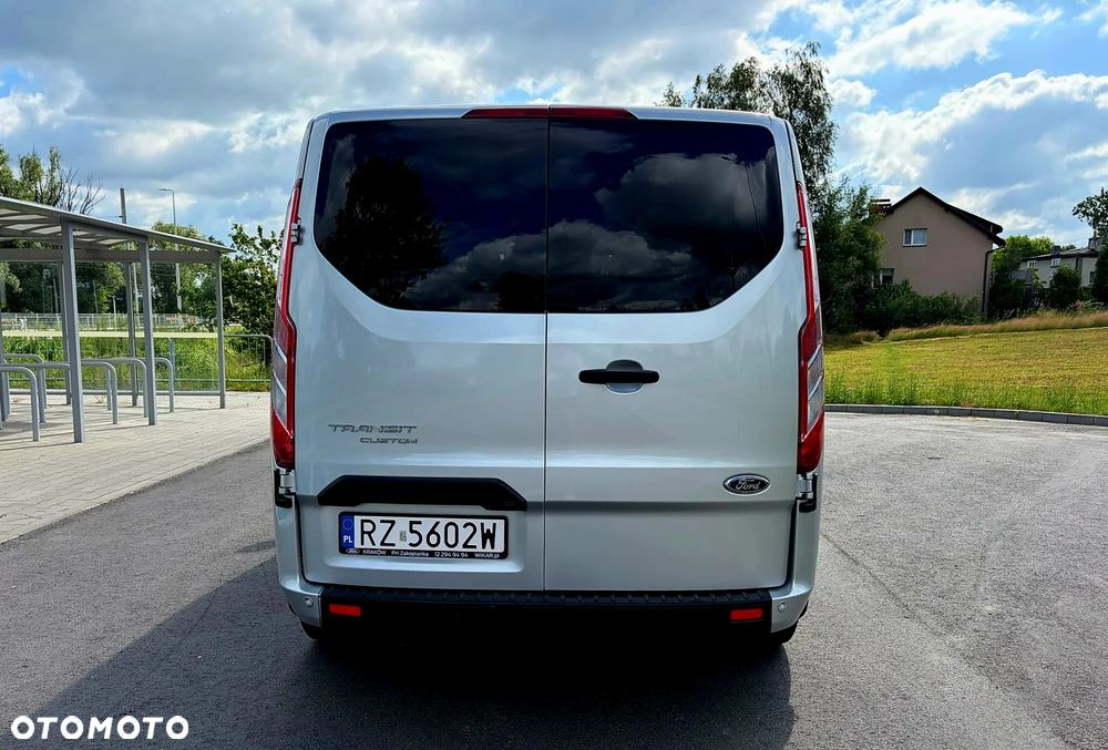 Ford Transit Custom - 10