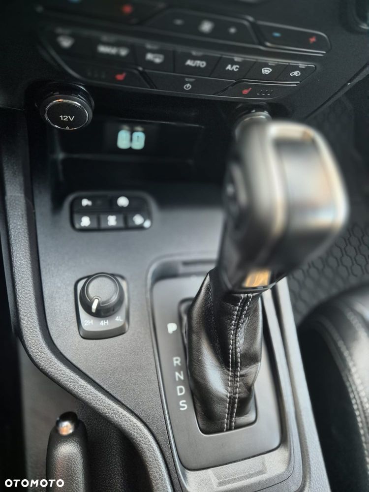 Ford Ranger 2.0 EcoBlue 4x4 DC Limited - 10