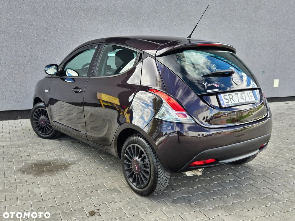 Lancia Ypsilon 1.2 8V Gold S&S - 4