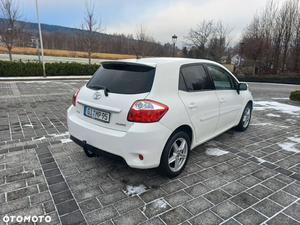 Toyota Auris 1.6 Life+ - 8