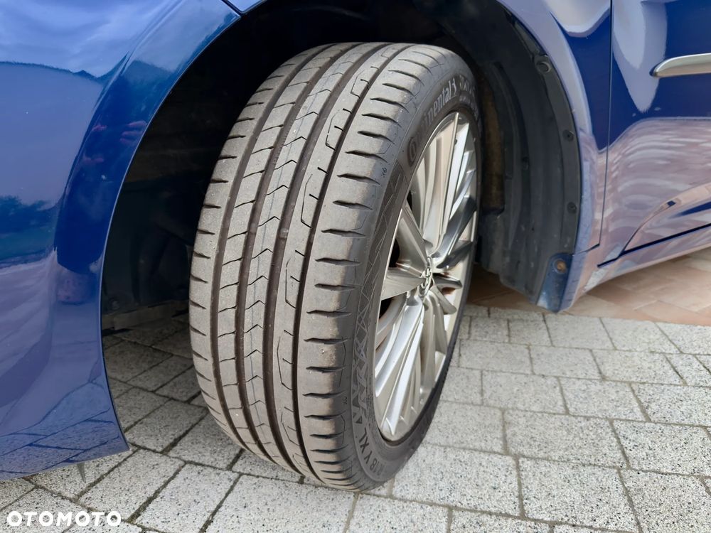 Toyota Avensis 1.8 Premium - 25