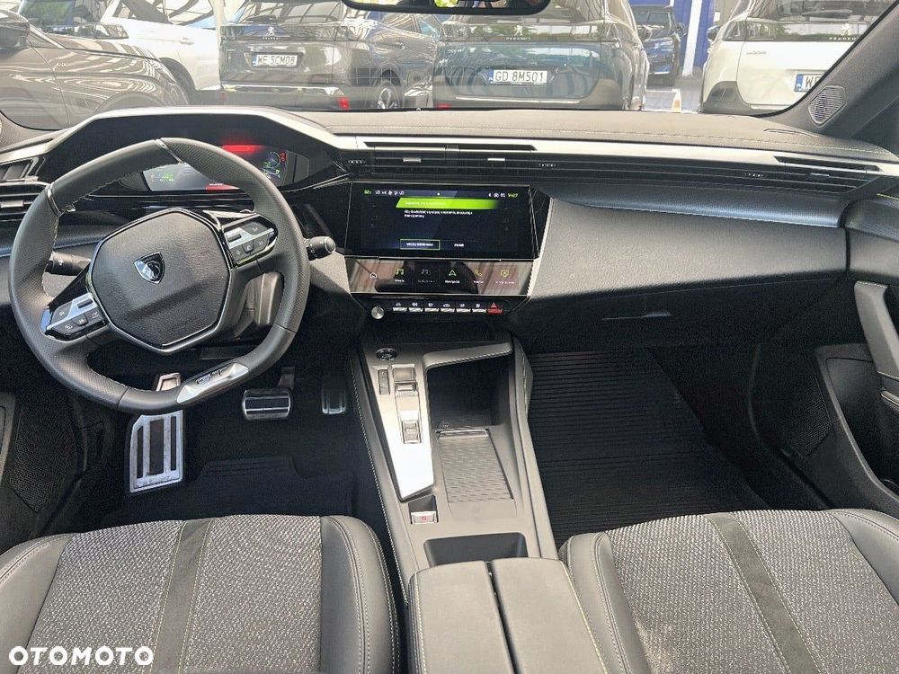 Peugeot 308 1.2 mHEV GT S&S e-DCS6 - 8
